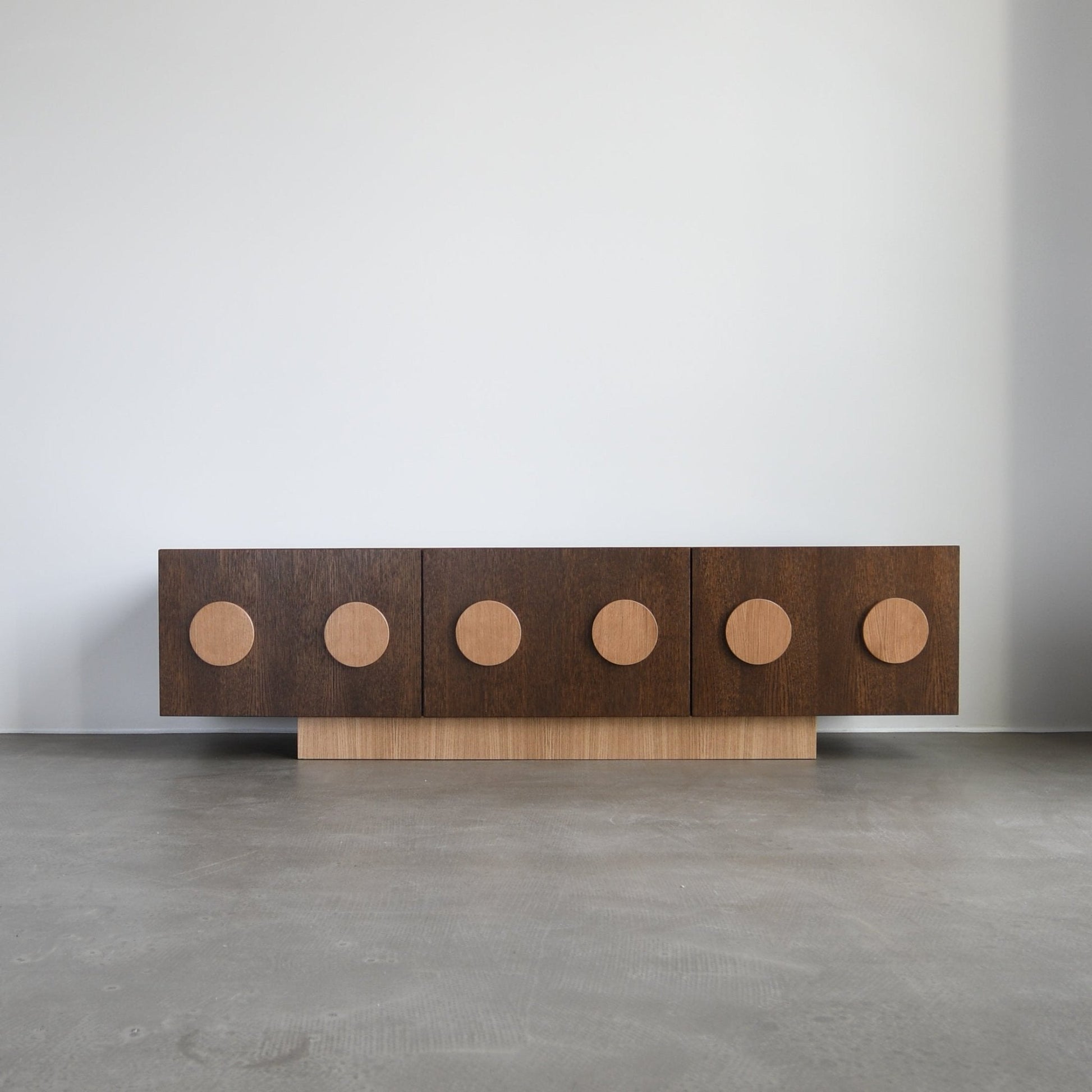 Komoda KOLMA - Pastform Furniture