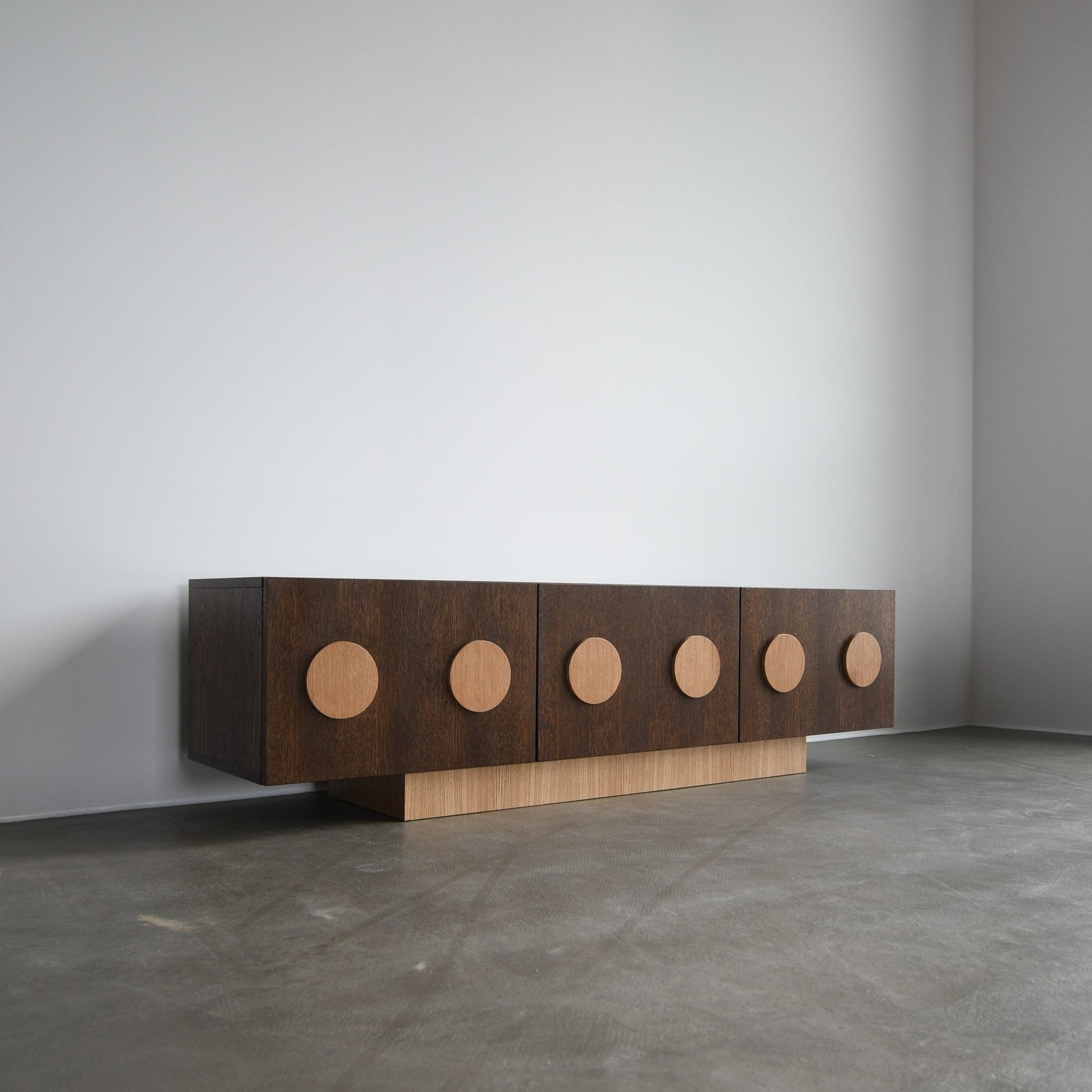 Komoda KOLMA - Pastform Furniture